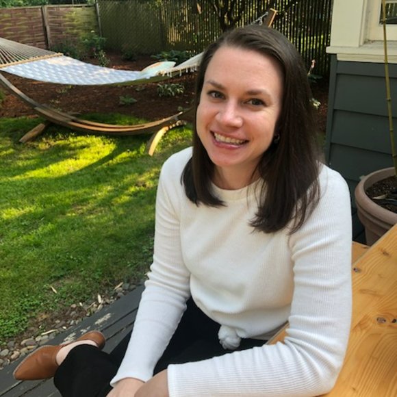 Meet your Posher, Jessica - Picture 2 of 3